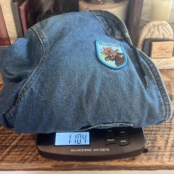 Vintage Womens Denim Jacket Yellowstone Patch Hooded Lined 90s USA - Picture 16 of 16
